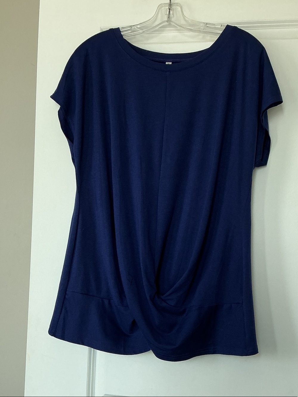 Women’s Navy Twist-Front Short Sleeve Top
